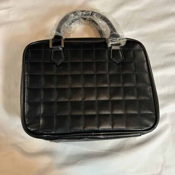 Black Quilted Jewelry Travel Case - NEW - Picture 1 of 5